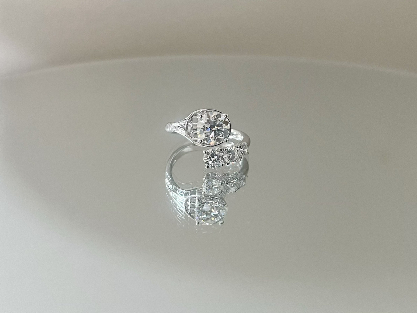 「轨迹」钻石18k白金网球戒指