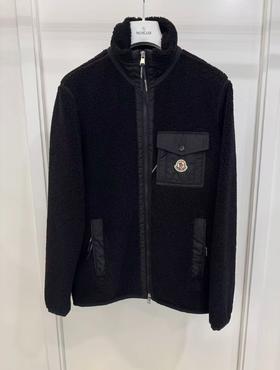 男款口袋logo外套he018