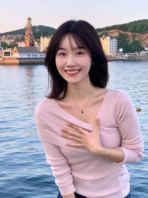 温柔设计感斜领针棉混纺法式修身别致绝美针织衫 商品图3