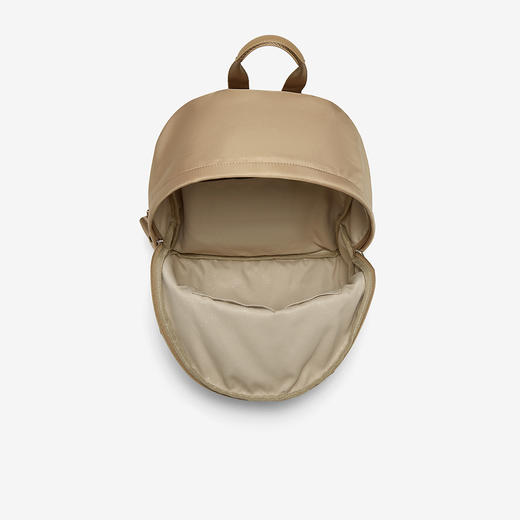 【云粉节】BF楼百思图2025冬季新款时尚百搭背包休闲旅行双肩包女J9276DX5吊牌价699，现价350 商品图2