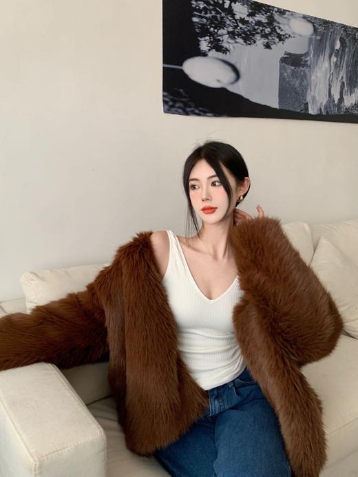 【GZ】无忧购35元2件无缝加绒保暖背心秋冬款性感V领修身百搭881（截单后3-5天发货) 商品图1