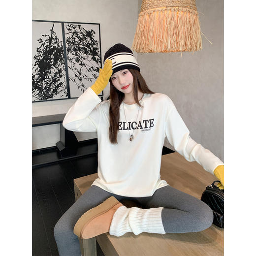 【149元任选2件】现货！米白色印花打底t恤内搭单穿长袖 商品图4