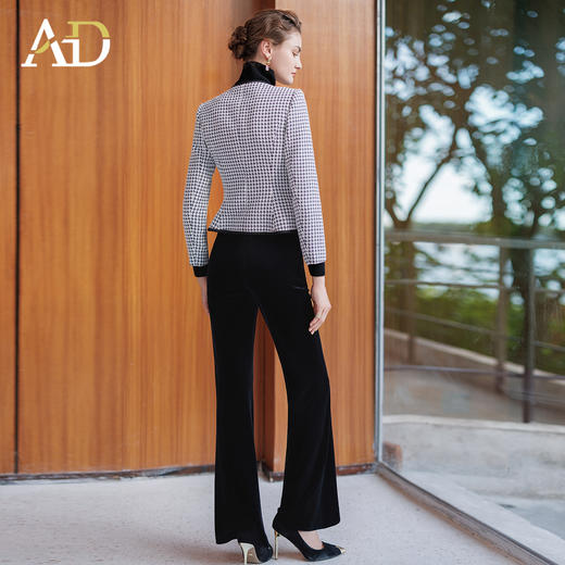 AD2025新款格纹丝绒时尚套装女秋冬韩版显瘦气质短外套微喇长裤 商品图4