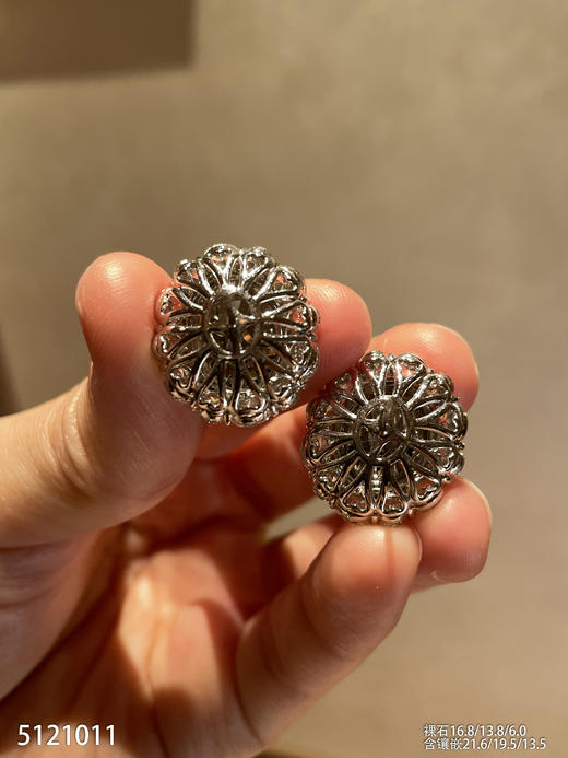 艳绿蛋面耳钉【5121011】具体价格微信咨询 商品图7