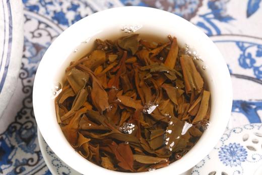 甜润饱满 花香四溢 | 溢沣源·勐海早春（2014） 商品图13