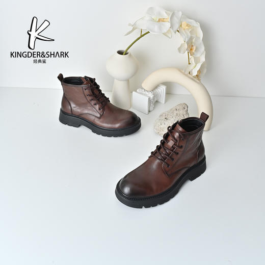经典鲨2025年冬季专柜新品男士牛皮革系带平底潮酷马丁靴KG51-555191 商品图3