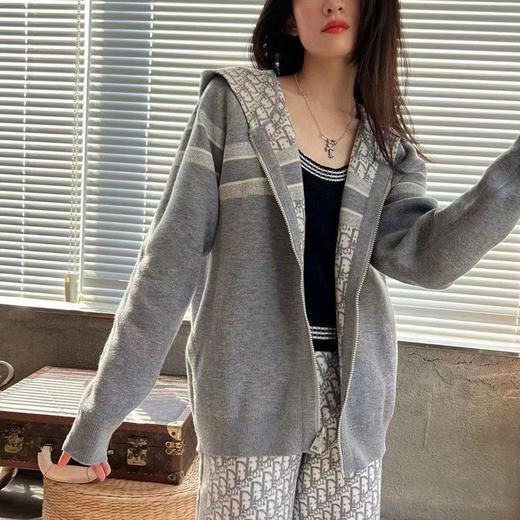 Dior重工双面针织衫！ 灰色 蓝色。自己备注号码颜色 商品图5