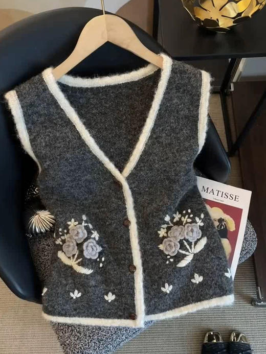 山茶花马甲 商品图0