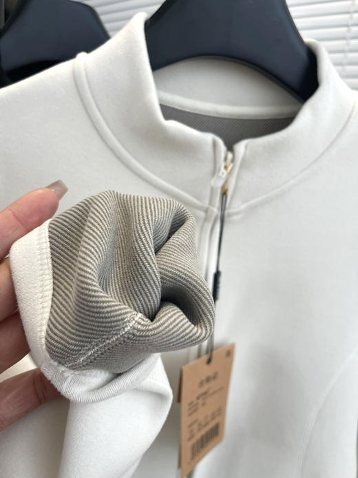 lu同款【STIU@石墨烯小蛮腰热能衣】秋冬保命神器，可内搭可外穿!C形修身剪裁立体腰线剪裁，敲显瘦! 商品图5