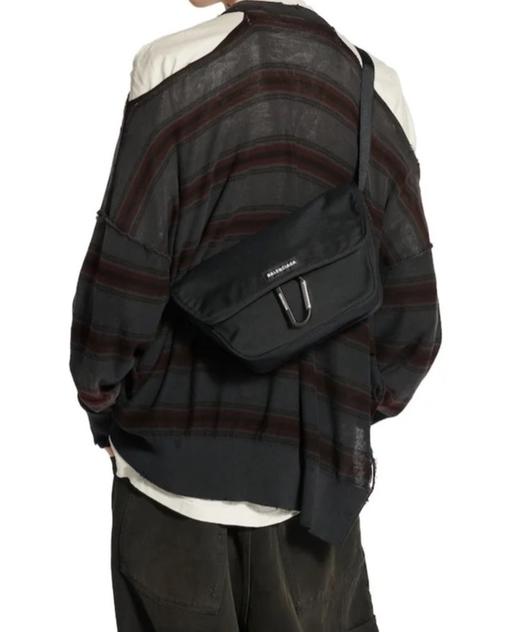 男款斜挎包he004 商品图1