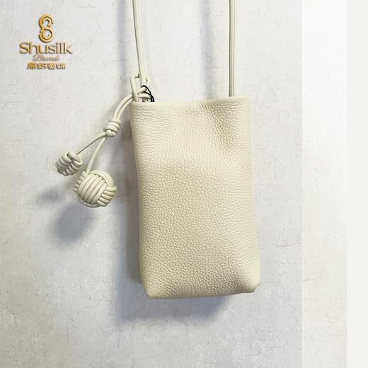 6303A 头层牛皮斜挎包 商品图2