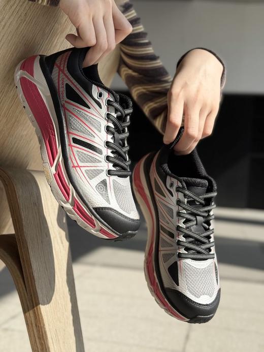 【跑步鞋中的法拉利❗️ ONKE 德国品牌】百元级宝藏！轻到起飞，跑步像踩弹簧，轻便透气运动鞋，防滑内增高设计，日常穿搭必备！ 商品图1