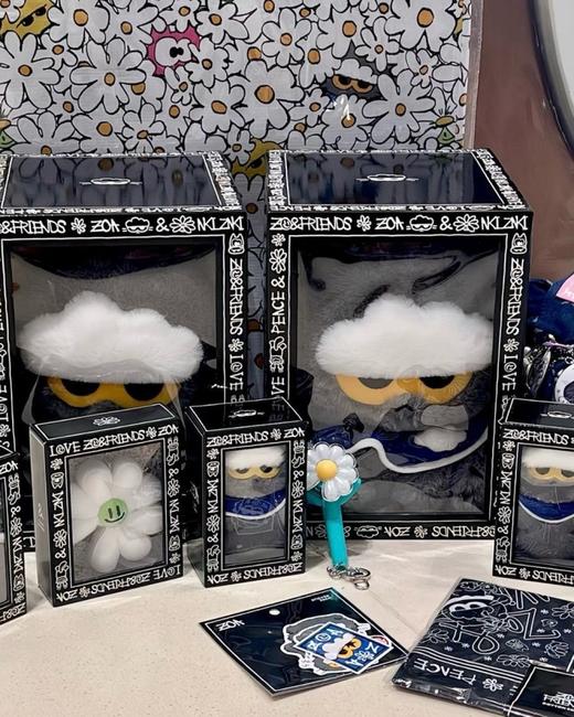 权志龙设计的zoa玩偶挂件 商品图10