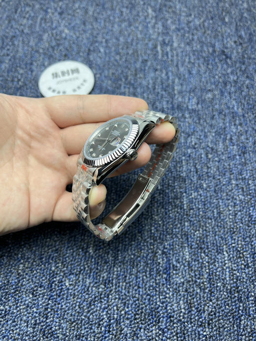 劳力士日志41系列 灰盘钻面 水泥灰 男士腕表 升级到货！更具时代性的大众适宜尺寸！
机芯：搭载进口西铁城 商品图3