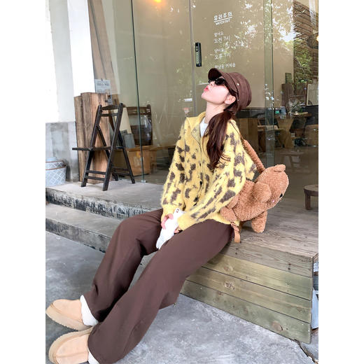 <曾小咸推荐> 现货秒杀！微信超特价！黄色翻领毛衣外套 日常209.99 立减80 秒杀129.99！ 商品图3