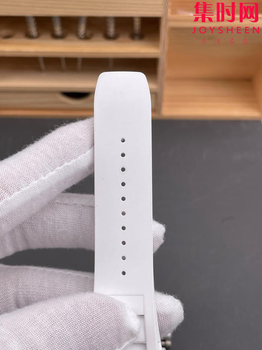 【贵重物品】只适合高端玩家 RF理查德米勒RM55 新款RM055碳纤维系列 男士腕表 商品图7