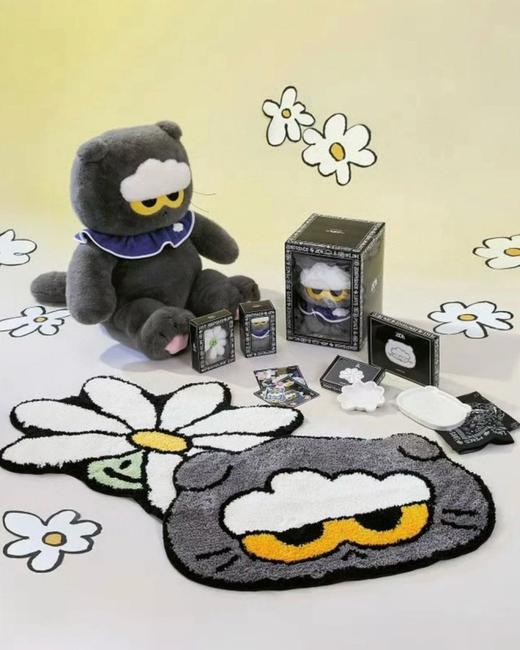 权志龙设计的zoa玩偶挂件 商品图3