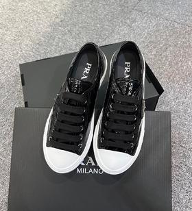 女款休闲鞋he020