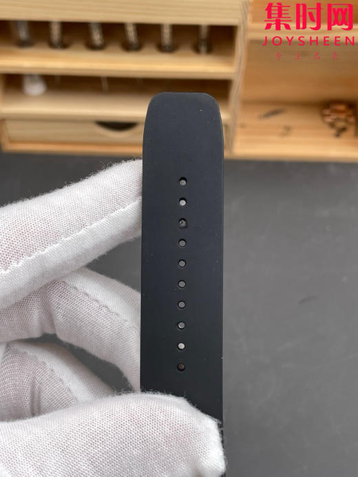 【贵重物品】只适合高端玩家 RF理查德米勒RM61 RM061男士系列"跑道"NTPT碳纤维壳/TZP陶瓷壳 男士腕表 商品图7