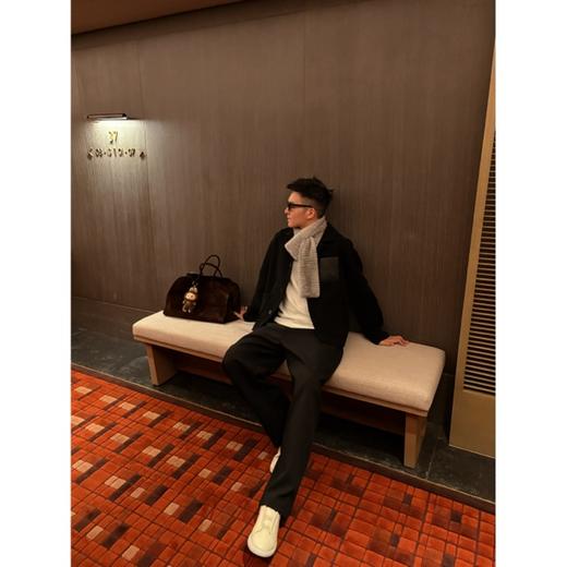 Team Yang-秋冬新品满分双面羊毛保暖经典大气真皮标拼接夹克9019 商品图2