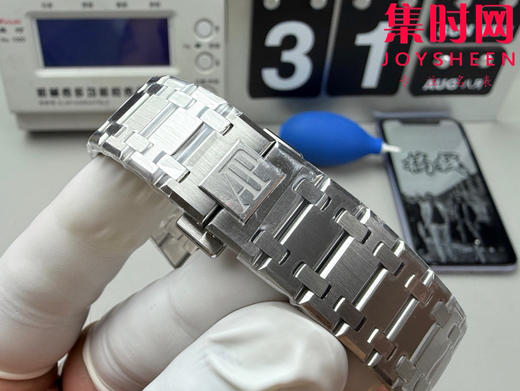 ZF爱彼皇家橡树15202系列 男士腕表 小手腕福音 表径39mm 商品图7