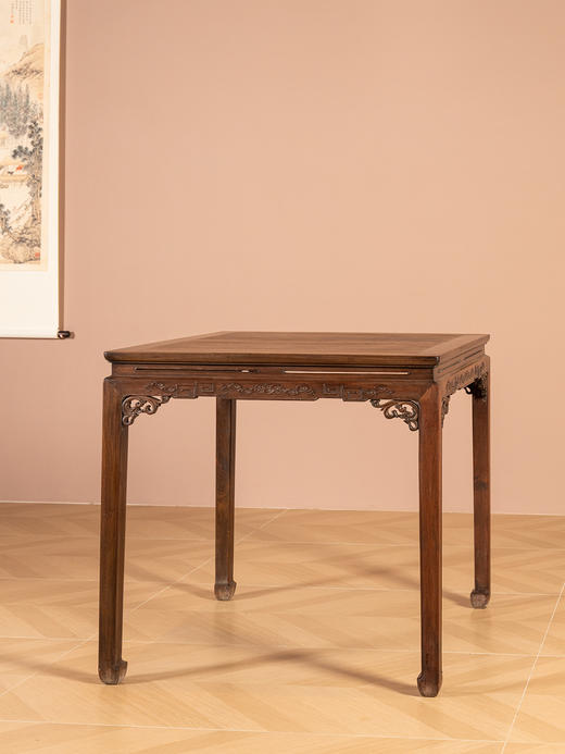 清	红木束腰马蹄腿云纹方桌 商品图1