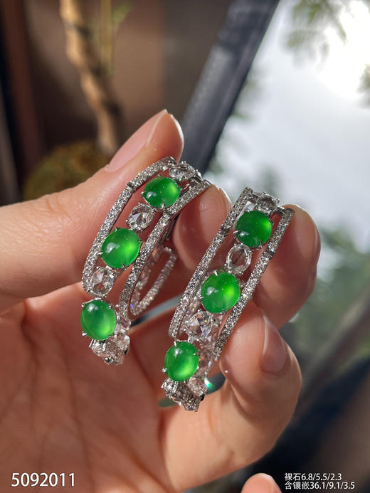 5092011，蛋面耳坠。具体价格微信咨询 商品图3