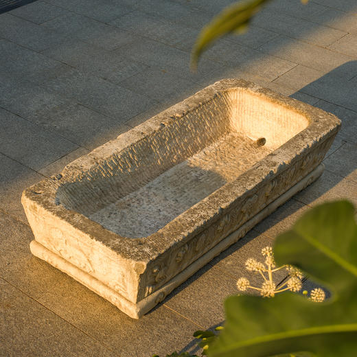 明	汉白玉麒麟纹长方赏盆 商品图2