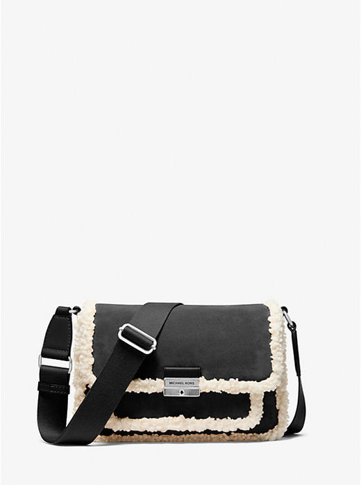 黑五折扣！MK羊羔毛冬季款中号翻盖信封包 只要￥850直邮到手 商品图0