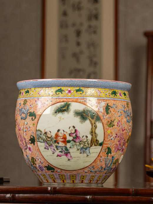 清	粉彩婴戏图五子登科画卷缸 商品图0