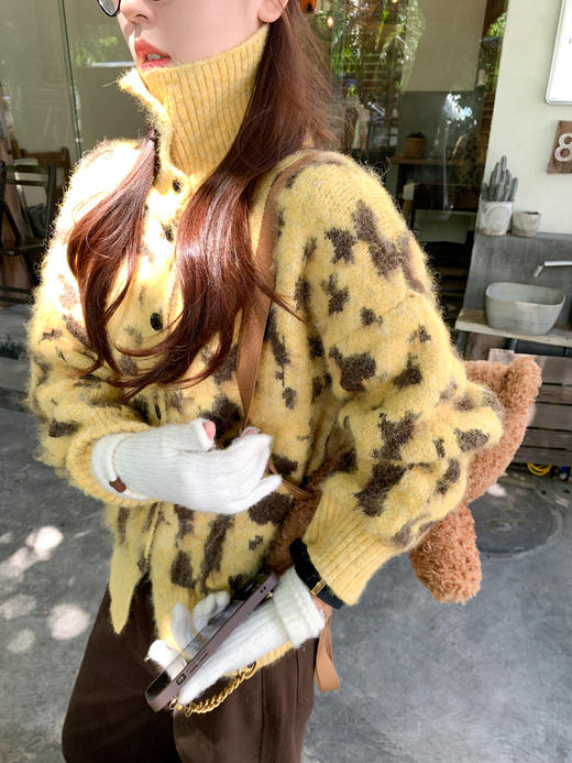 <曾小咸推荐> 现货秒杀！微信超特价！黄色翻领毛衣外套 日常209.99 立减80 秒杀129.99！ 商品图6