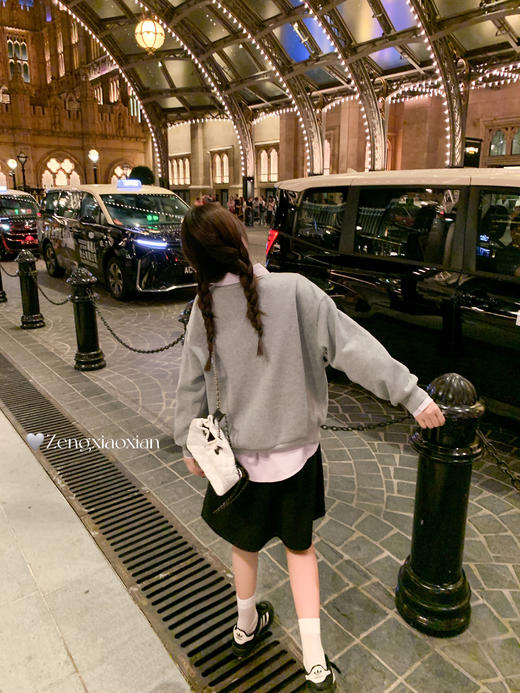 【179元任选2件】现货！灰色圆领无帽卫衣 商品图11