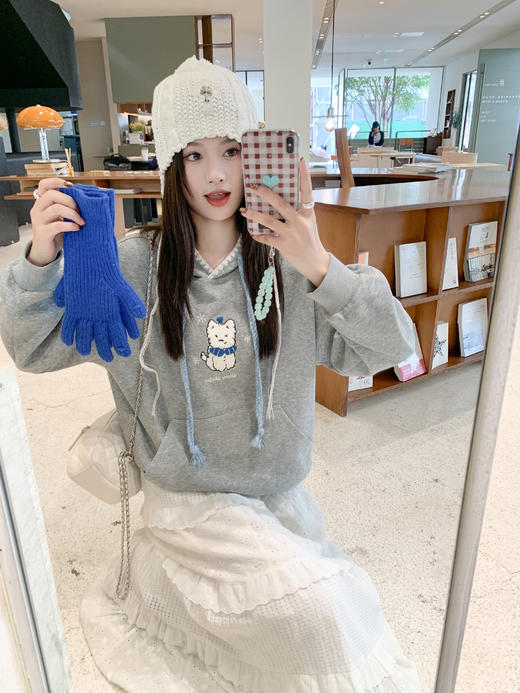 【189元任选2件】现货！刺绣灰色连帽套头卫衣 商品图10