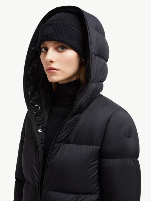 蒙口女士长款防风保暖鹅绒羽绒服 商品图1