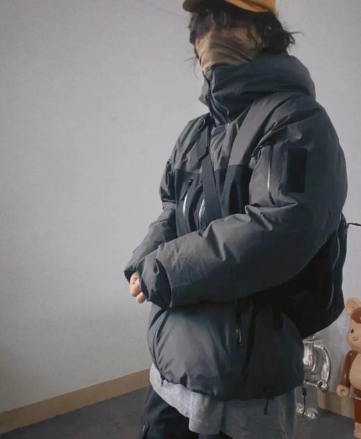 袅家 跃冬揽石系列高端拼色羽绒服滑雪服 商品图3