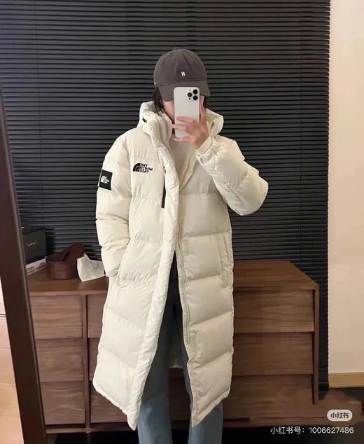 北面情侣款户外刺绣袖标过膝长款羽绒服 商品图2