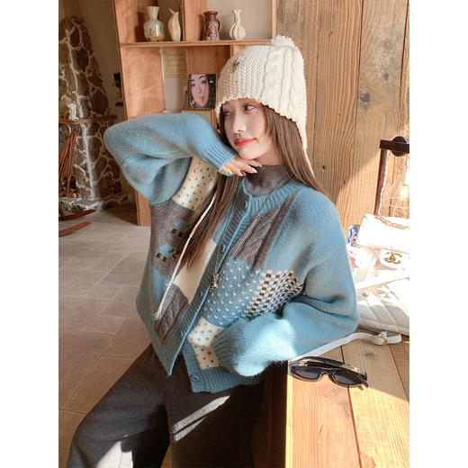 <曾小咸推荐>现货秒杀 ！微信超特价！韩系拼布提花毛衣 日常219.99 立减90 秒杀129.99！！ 商品图1