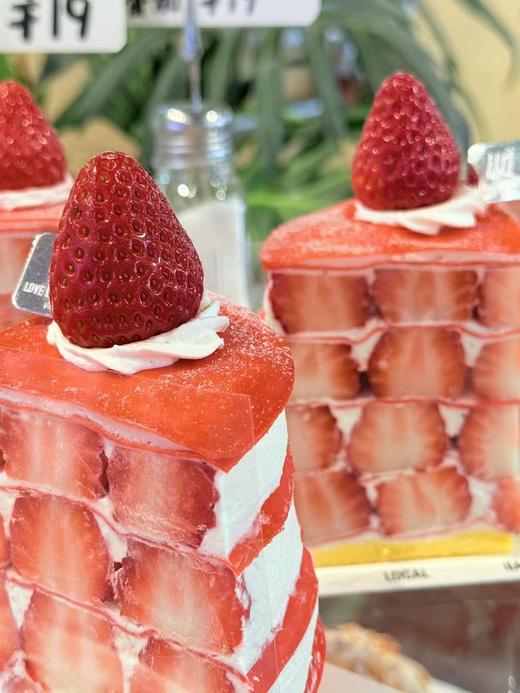 【首尔同款】巨无霸草莓千层奶糕 商品图2