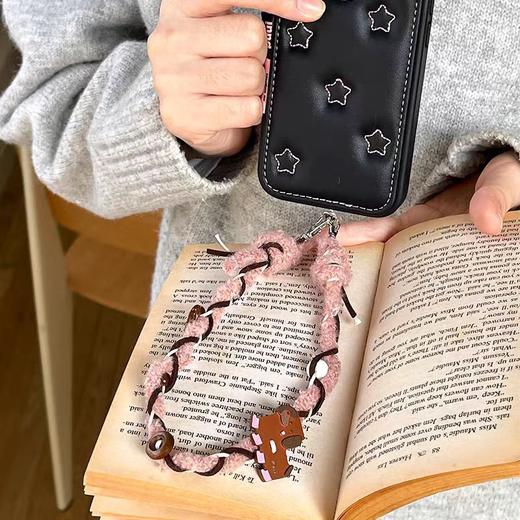 4楼Eubelle欧蓓 Puui原创适用苹果秋冬简约手机壳皮质 甜酷ins 活动价：59-89元 商品图3