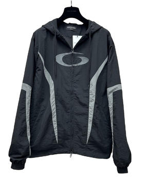 中性款连帽刺绣休闲外套 可配套装he004