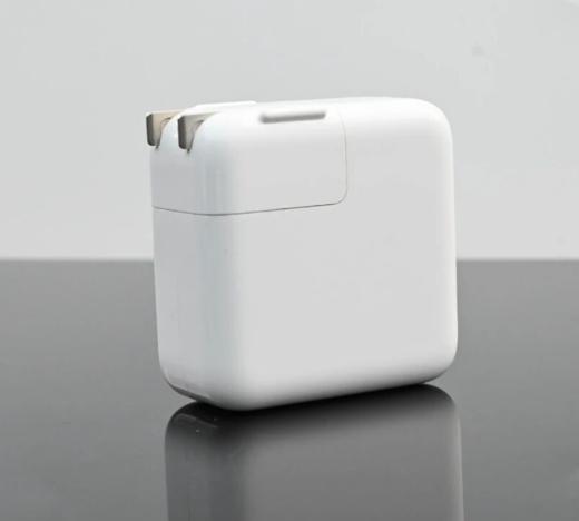 苹果原装30W充电器 美规95新 国内可用 可折叠替换插脚 商品图0