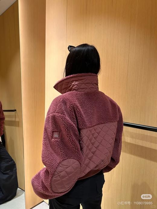 alo羊羔毛Sherpa Edge Bomber立领短款夹克外套 商品图14