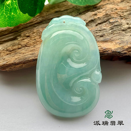 派瑞翡翠 翡翠挂件 糯冰 浅绿 商品图0