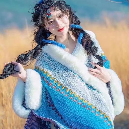 丽江大理吊球披肩仿獭兔毛超大毛领民族风围巾斗篷带袖外套女披风民族风围巾藏族围巾 商品图0
