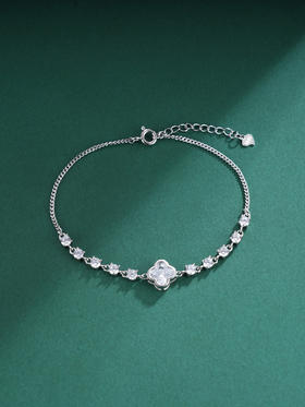 子佩集S925银【四叶问雪】手链【SL070090】纯银时尚四叶草锆石2503