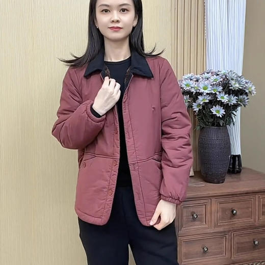 秋冬新款中年妈妈装休闲翻领加绒保暖棉服外套女百搭宽松遮肉上衣 商品图4
