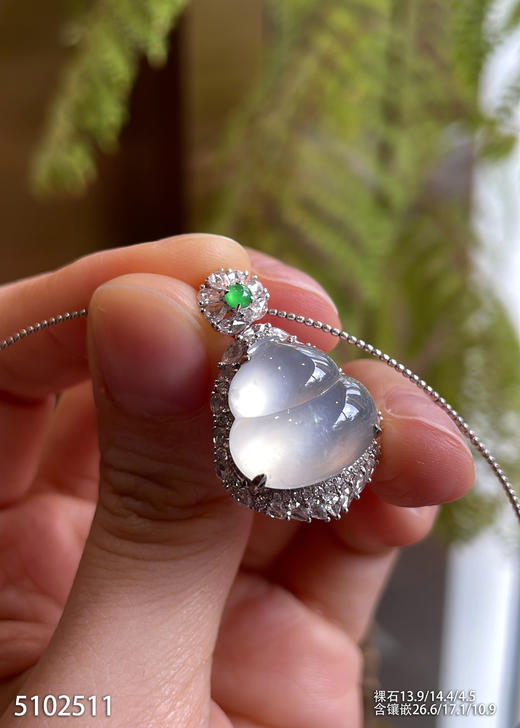 5102511，葫芦吊坠。具体价格微信咨询 商品图0