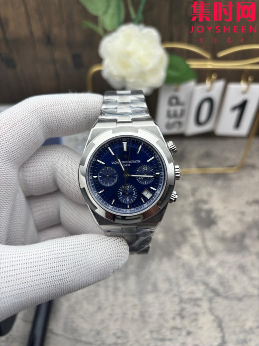 江诗丹顿 Overseas 8F纵横四海计时系列5500V 5520V 蓝色盘 男士腕表 表径42.5mm 升级版V3版 搭载7750改Cal.5200自动上链机械机芯 商品图0