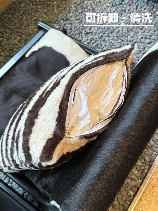 野&兽同款斑马纹兔毛绒抱枕（拍两只有优惠） 商品图14