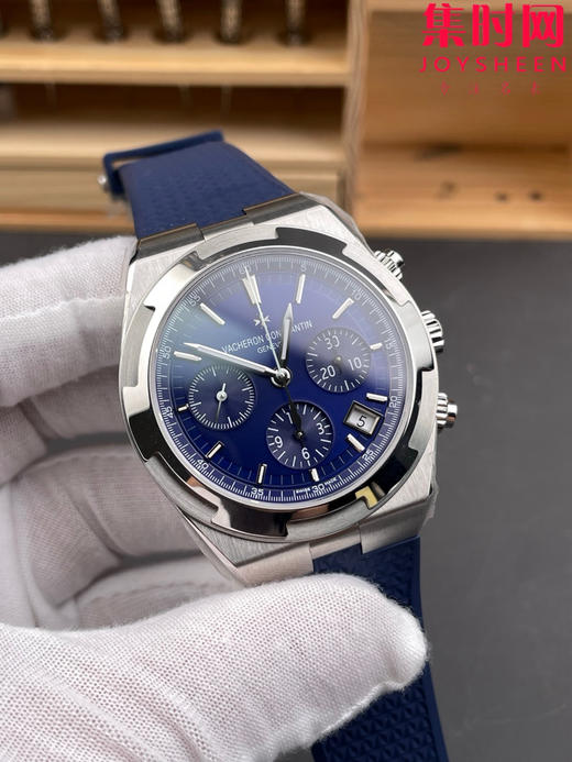 江诗丹顿 Overseas 8F纵横四海计时系列5500V 5520V 蓝色盘 男士腕表 表径42.5mm 升级版V3版 搭载7750改Cal.5200自动上链机械机芯 商品图2
